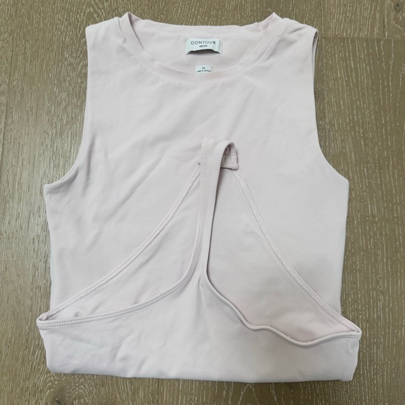 Aritzia Contour Bodysuit - Picture 3 of 3